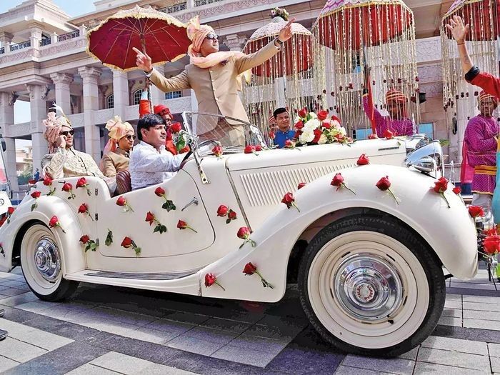 Luxury Wedding Transportation in Mumbai